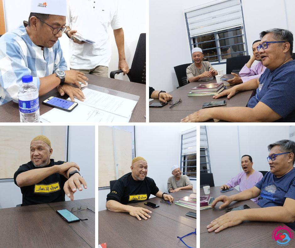 MESYUARAT MALAM AHAD PWESA: MERANGKA PROGRAM MESRA WARGA EMAS