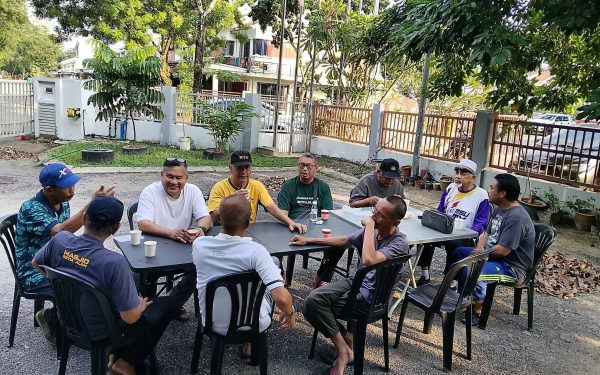 Gotong-Royong PAWE Setia Alam Meriah